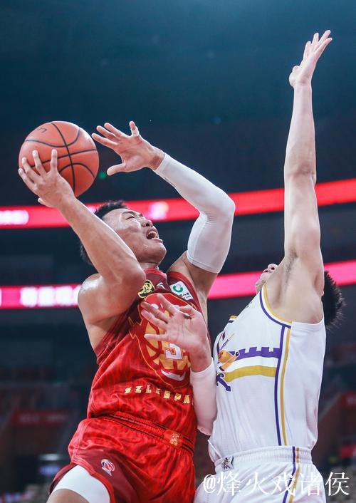 末节发挥不佳 深圳马可波罗主场输球 末节发挥不佳 深圳马可波罗主场输球