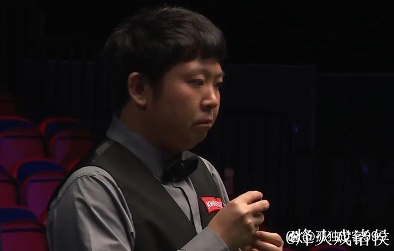 对飙!诺威尔连续中投+抛投取分,琼斯也不遑多让暴扣得手 对飙!诺威尔连续中投+抛投取分,琼斯也不遑多让暴扣得手